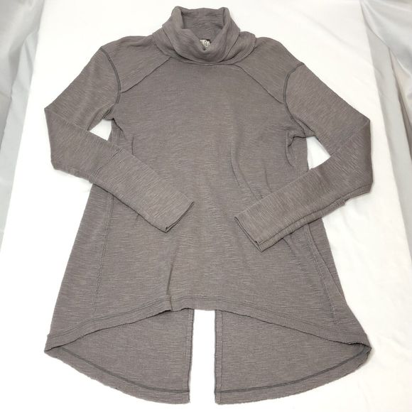 We The Free People Split Back Turtleneck LARGE Tunic Top Stone Gray Slouchy - Picture 2 of 10